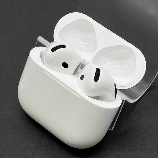 【中古】AirPods 4 MXP93J/A（アクティブノイズキャンセリング搭載）【日本橋】