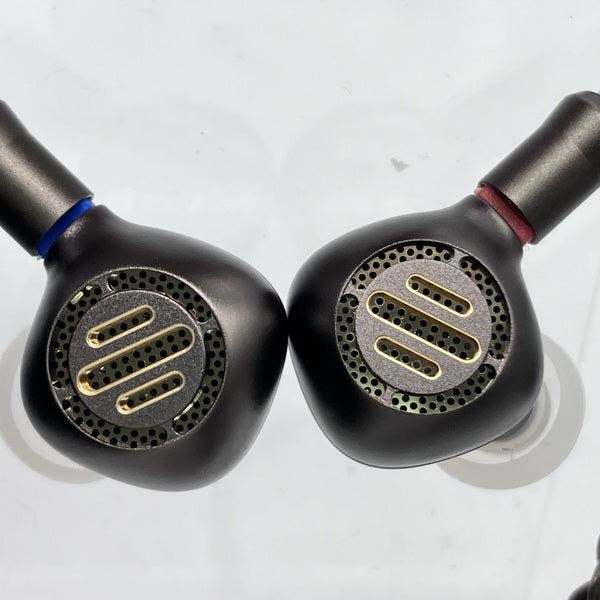 【中古】Dark Space - MG200 -【秋葉原】