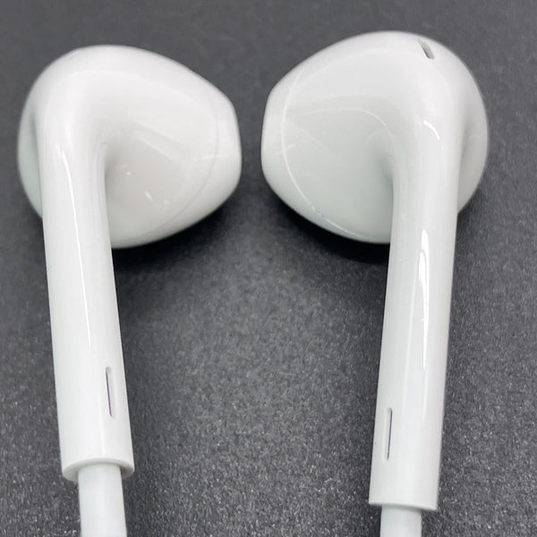 【中古】EarPods（USB-C） インナーイヤー型イヤホン【秋葉原】