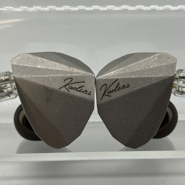 【中古】Kadenz【秋葉原】