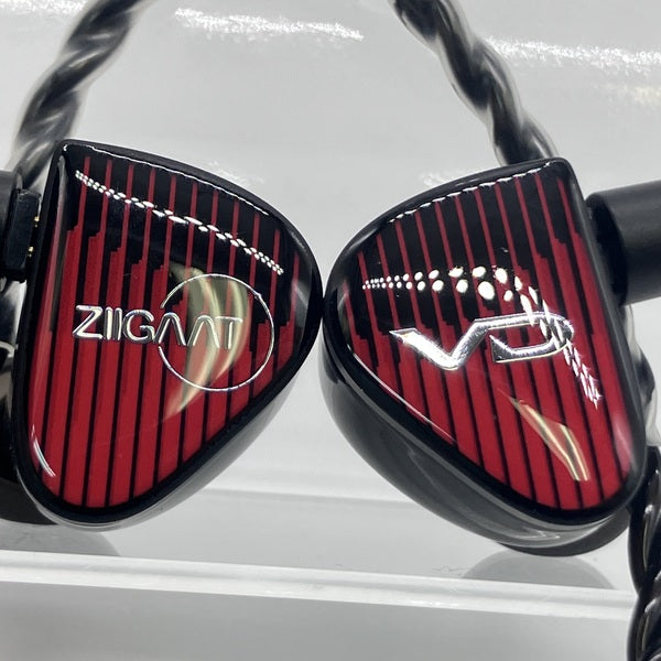 【中古】ZiiGaat x Vivir Digital: RUMBA【日本橋】