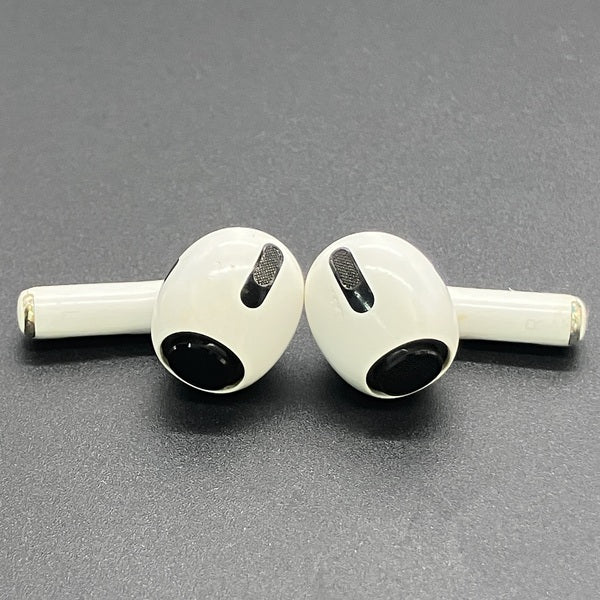 【中古】AirPods Pro MWP22J/A【秋葉原】