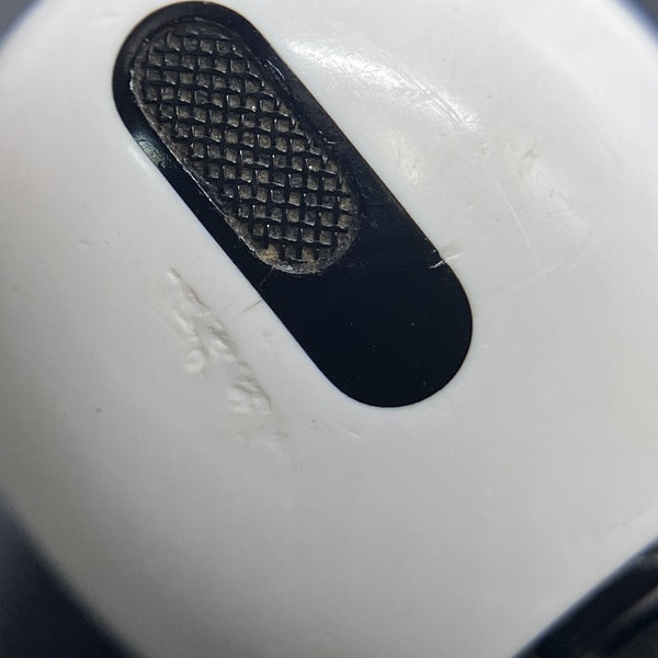 【中古】AirPods Pro MWP22J/A【秋葉原】