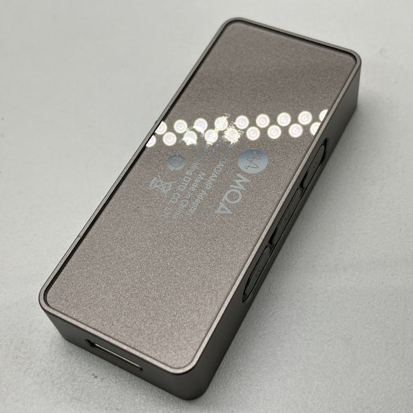 【中古】UA4 チタニウム【日本橋】