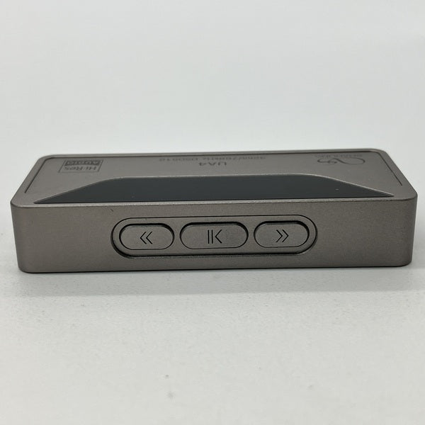 【中古】UA4 チタニウム【日本橋】