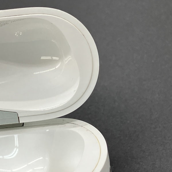 【中古】MagSafe充電ケース(USB-C)付きAirPods Pro(第2世代) MTJV3JA【日本橋】