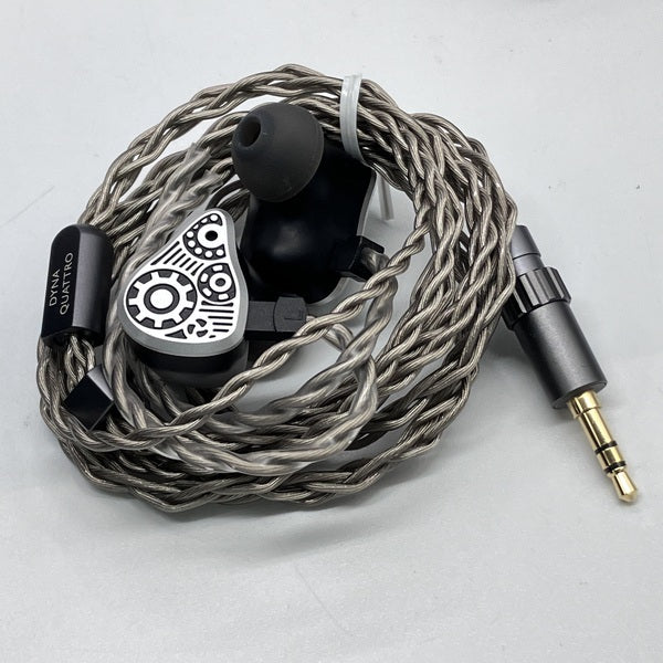 【中古】Dynaquattro【日本橋】