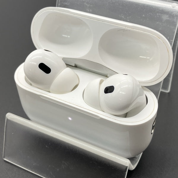 【中古】MagSafe充電ケース(USB-C)付きAirPods Pro(第2世代) MTJV3JA【秋葉原】
