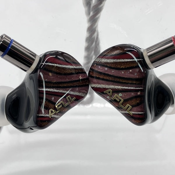 【中古】Performer 8S【日本橋】