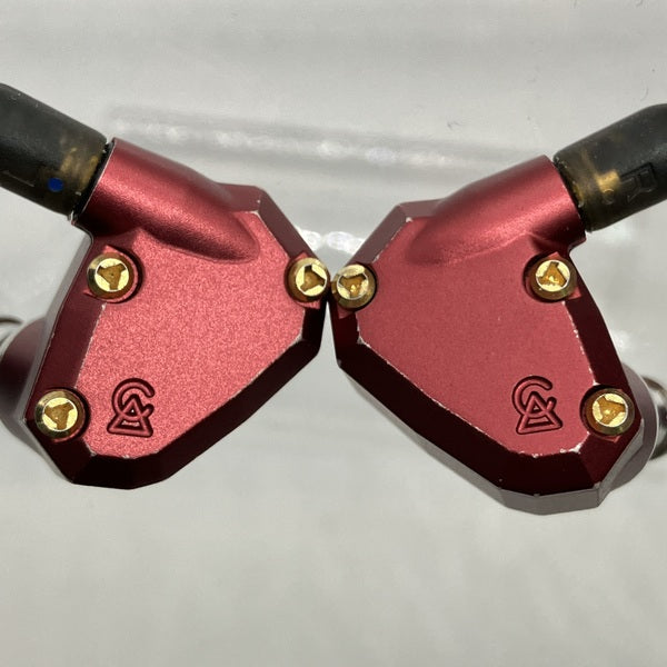 【中古】IO 【CAM-5324】【日本橋】