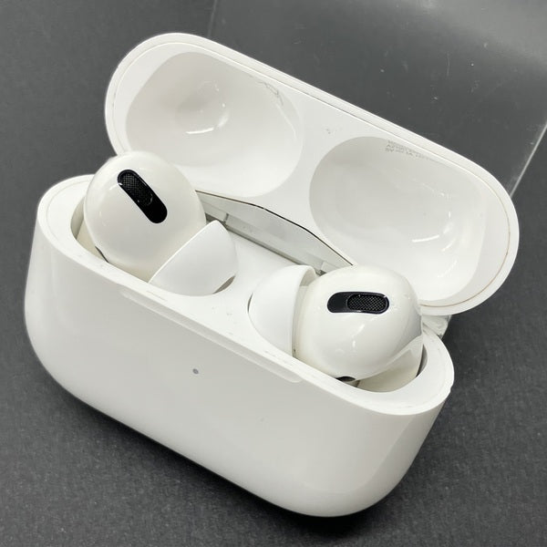 【中古】Apple AirPods Pro MLWK3J/A  (2021/Magsafe)【秋葉原】