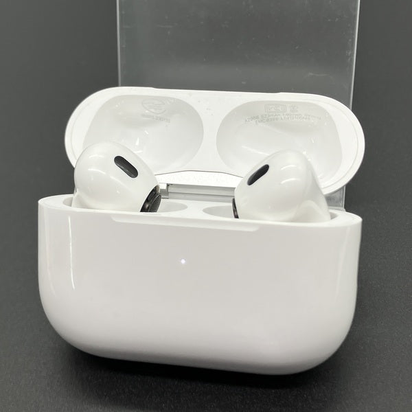 【中古】MagSafe充電ケース(USB-C)付きAirPods Pro(第2世代) MTJV3JA【秋葉原】