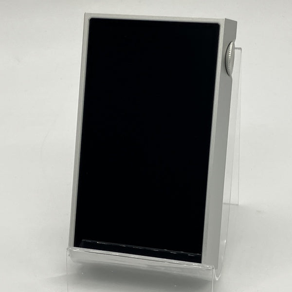【中古】M5 Ultra シルバー【秋葉原】