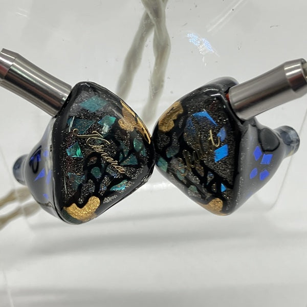 【中古】Skuld【日本橋】