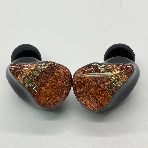 【中古】PERFORMER 8（ケーブル欠品）【日本橋】
