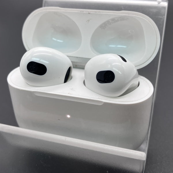 【中古】Airpods MME73J/A 3rd Generation【日本橋】