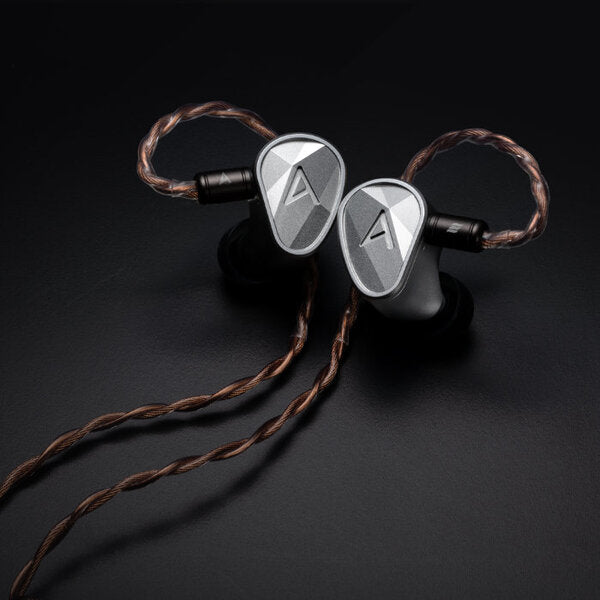CLARUS【IRV-AK-CLARUS】【 買取利用で50,000円OFF！～9/30まで！】
